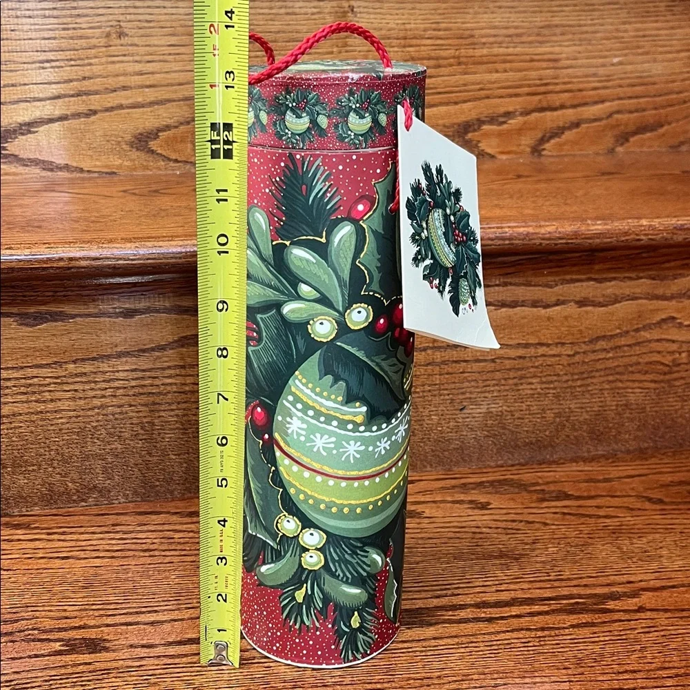 Claire Murray 2005 Holiday Wine Bottle Gift Tube